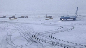 Болгары оказались в снежной ловушке в аэропорту Стамбула