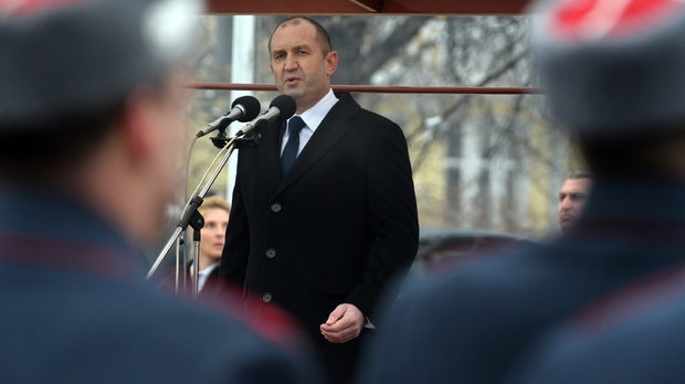Президент Болгарии в Брюсселе: Нет практической пользы от санкций против России