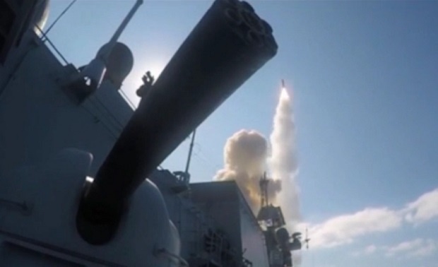 "Ювелирная работа": ВМФ и ВКС РФ ударили по ИГИЛ в Сирии (видео)