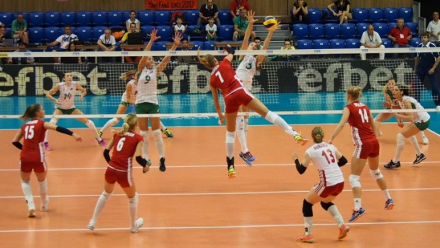 Команда Болгарии победила женскую сборную Казахстана на Кубке Ельцина