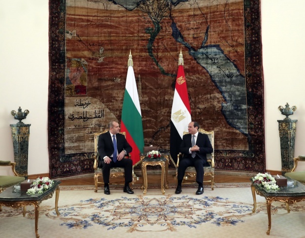 Президенты Болгарии и Египта обсудили сотрудничество в сфере инвестиций и производства