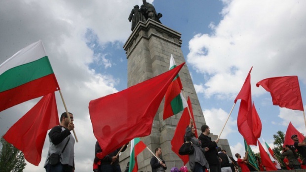 Акция "Бессмертный полк" пройдет в День Победы более чем в 60 городах Болгарии