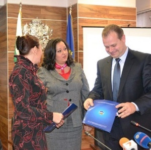 Болгария перед Европейской комиссией: Нуждаемся в 1 млрд. левов для ремонта дорог