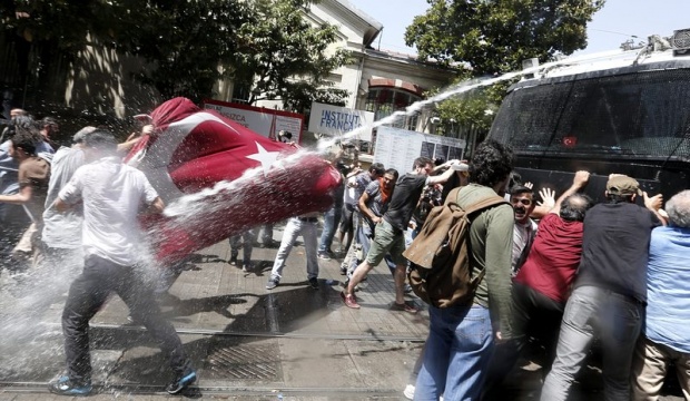 Турция охвачена волной протестов