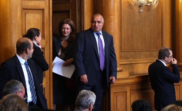 ГЕРБ повременит с третьим вотумом недоверия правительству Болгарии