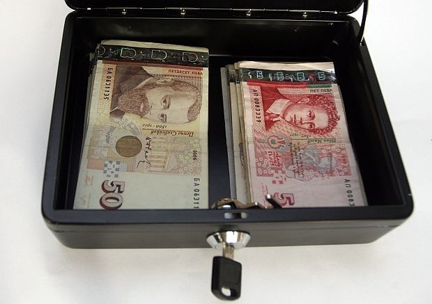 Размер госсубсидии партиям в Болгарии будет уменьшен на 10%