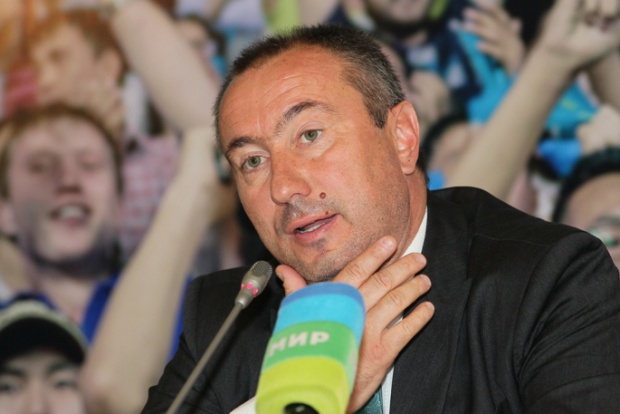 Новый контракт с "Астаной" сделает Стоилова самым высокооплачиваемым тренером Болгарии