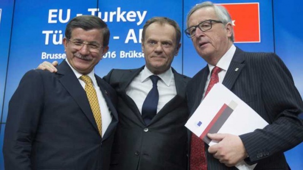 Официально: ЕК рекомендовала отменить визовый режим с Турцией