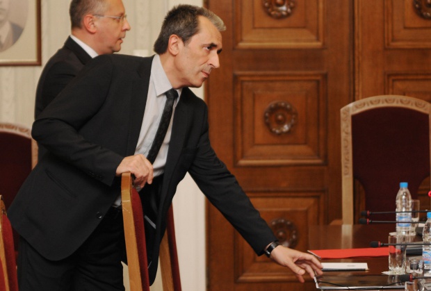 „Движение за права и свободы”, возможно, поддержит на президентских выборах в Болгарии Орешарского