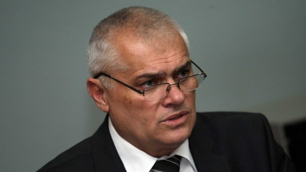 Из-за низкой зарплаты нет желающих поступить на работу в полицию - глава МВД Болгарии