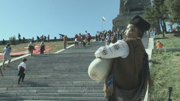 Болгария отмечает 140-ю годовщину героических сражений на вершине Шипка