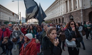 Парламент Болгарии удовлетворил требования протестующих матерей детей-инвалидов