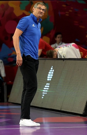 Российские баскетболисты показали уверенную игру в матче с болгарами - Сергей Базаревич