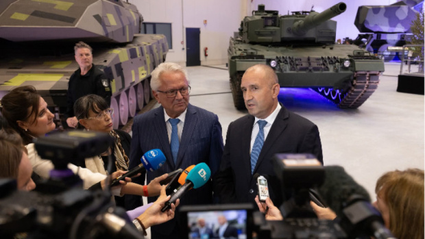 Президент Радев в Германии: Болгария становится частью европейской системы обороны